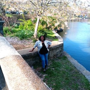 Meet your Posher, Adonna